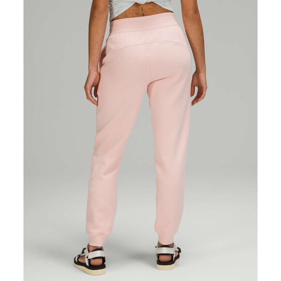 Lululemon Scuba High-Rise Jogger Light Cotton Fleece Pink Mist - Picture 2 of 13
